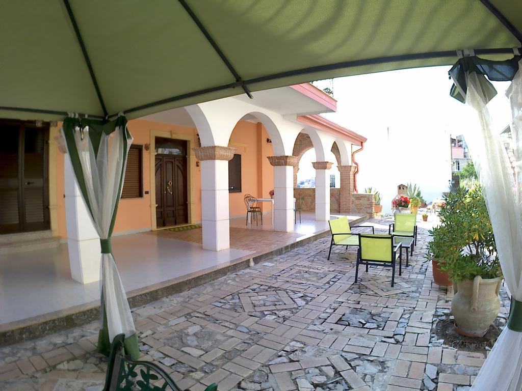 San Nicola dellʼAlto B&B Castello Michelina מראה חיצוני תמונה